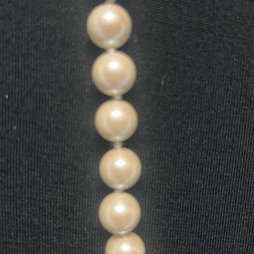 NWT Anne Klein 34” inch graduated pearl strand statement necklace - Picture 4 of 7